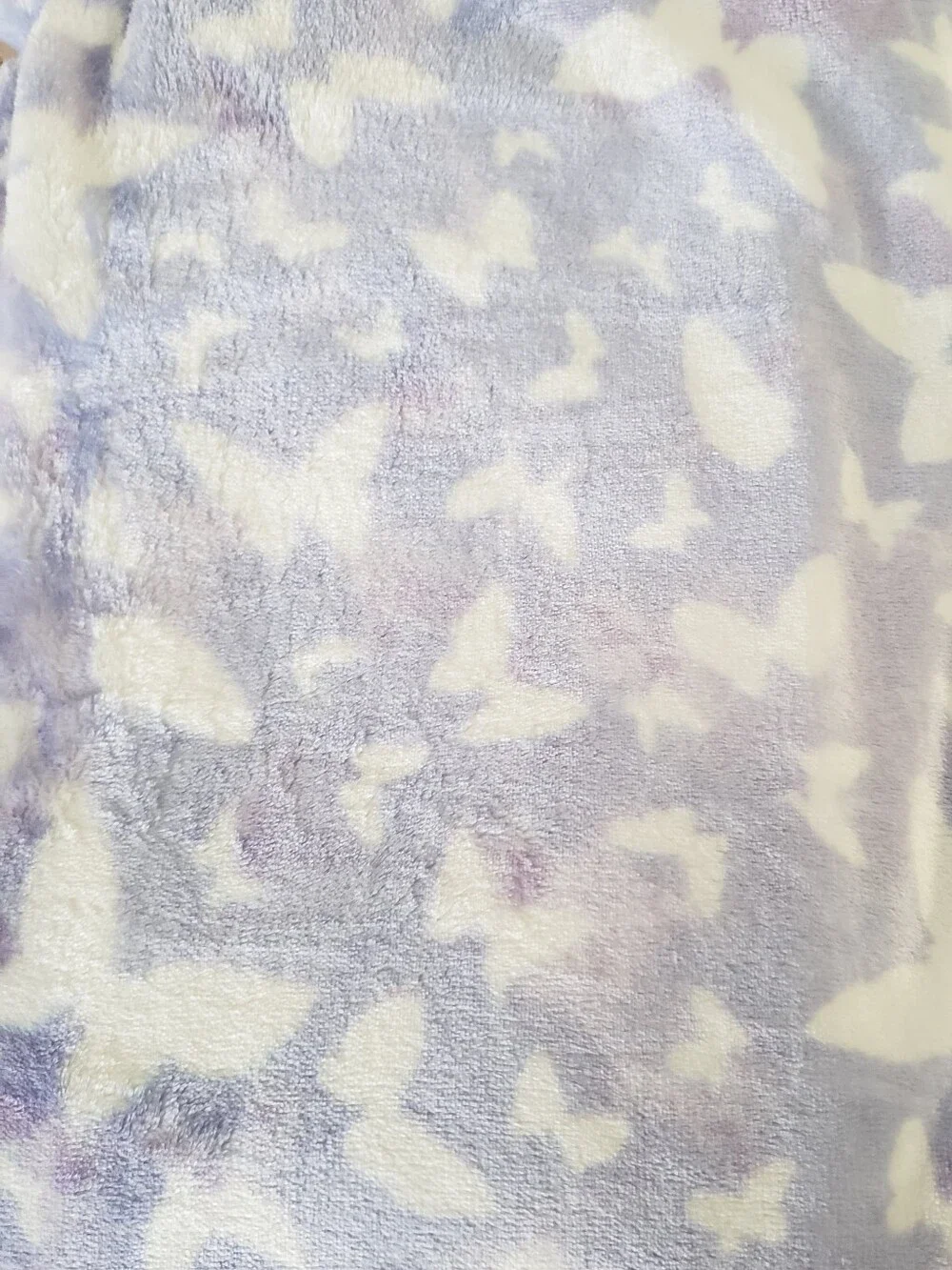 Betsey Johnson Purple & White Butterfly Pattern 50 X 70 Throw Blanket NWT